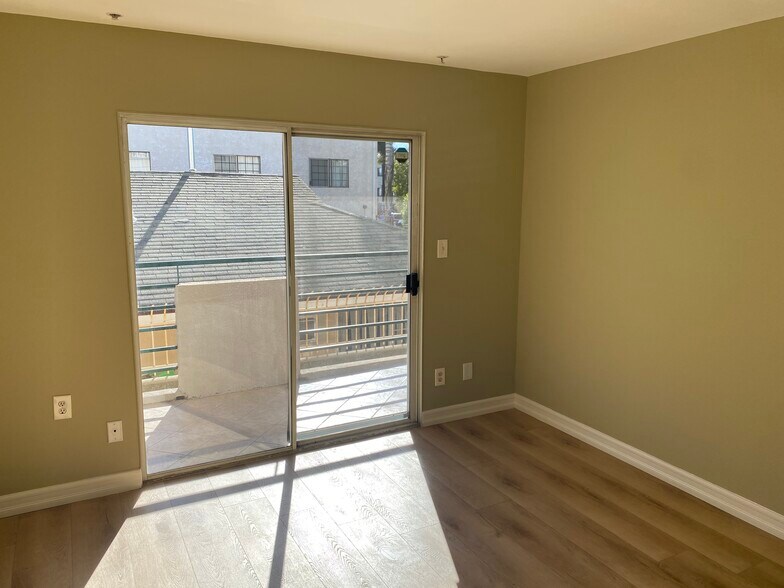 Building Photo - 7330 Eton Ave