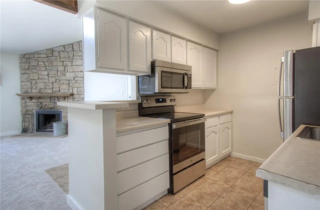 Building Photo - 10150 E Virginia Ave