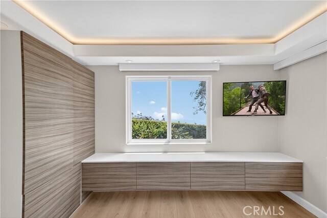 Building Photo - 855 Santa Ana St