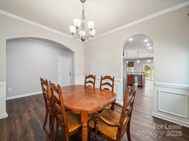 Building Photo - 10327 Rutledge Ridge Dr NW