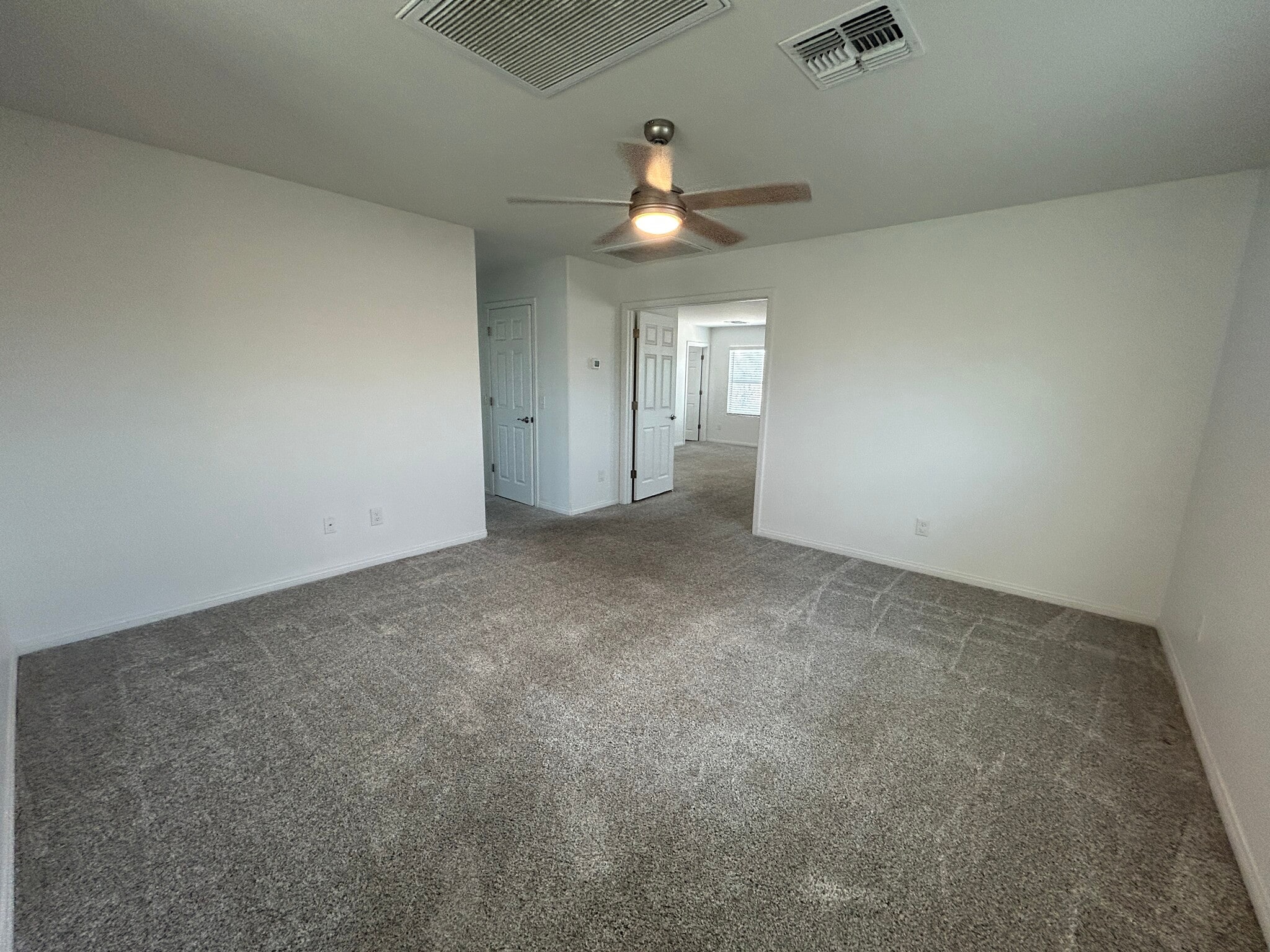 Building Photo - 9208 W Coolidge St