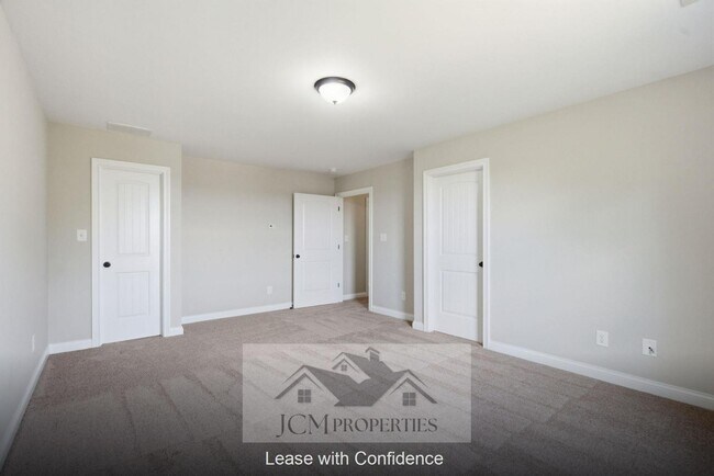 Building Photo - 938 Cobble Dr