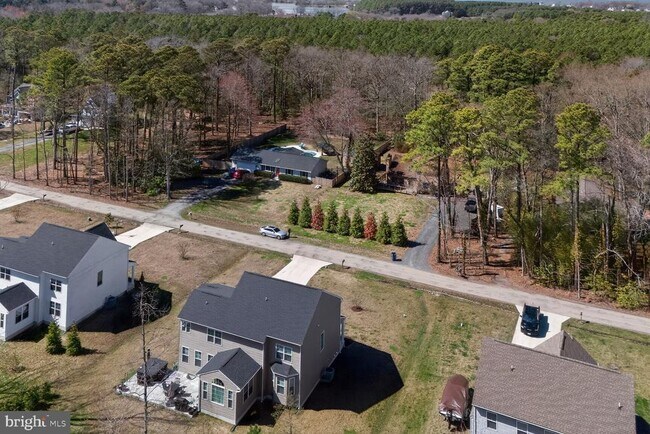 Building Photo - 111 Touhey Dr