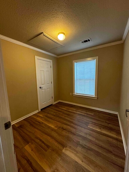 Building Photo - 3015 Chatawa Rd