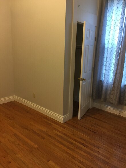 Bedroom 1 - 2513 Annunciation St