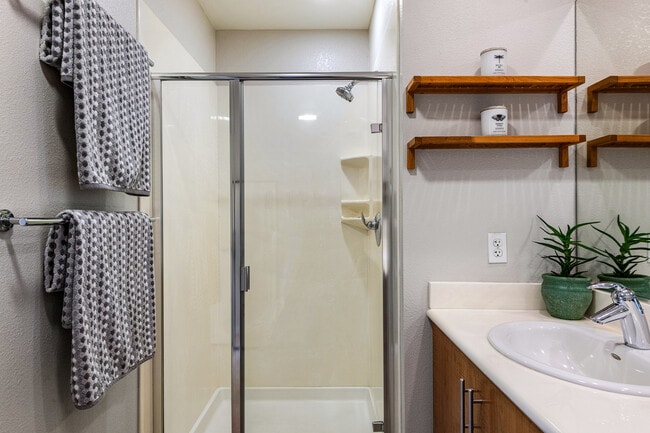 Building Photo - 288 3rd St