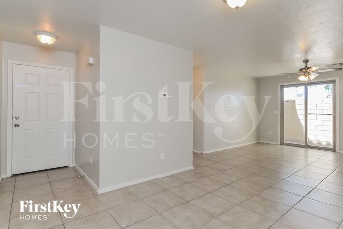 Building Photo - 5304 Tipper Ave