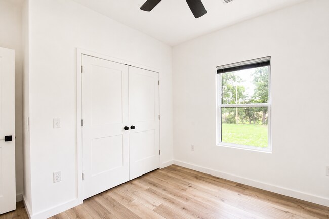 Building Photo - 3-Bedroom Home on Over Half an Acre with Pond Views Near I-40