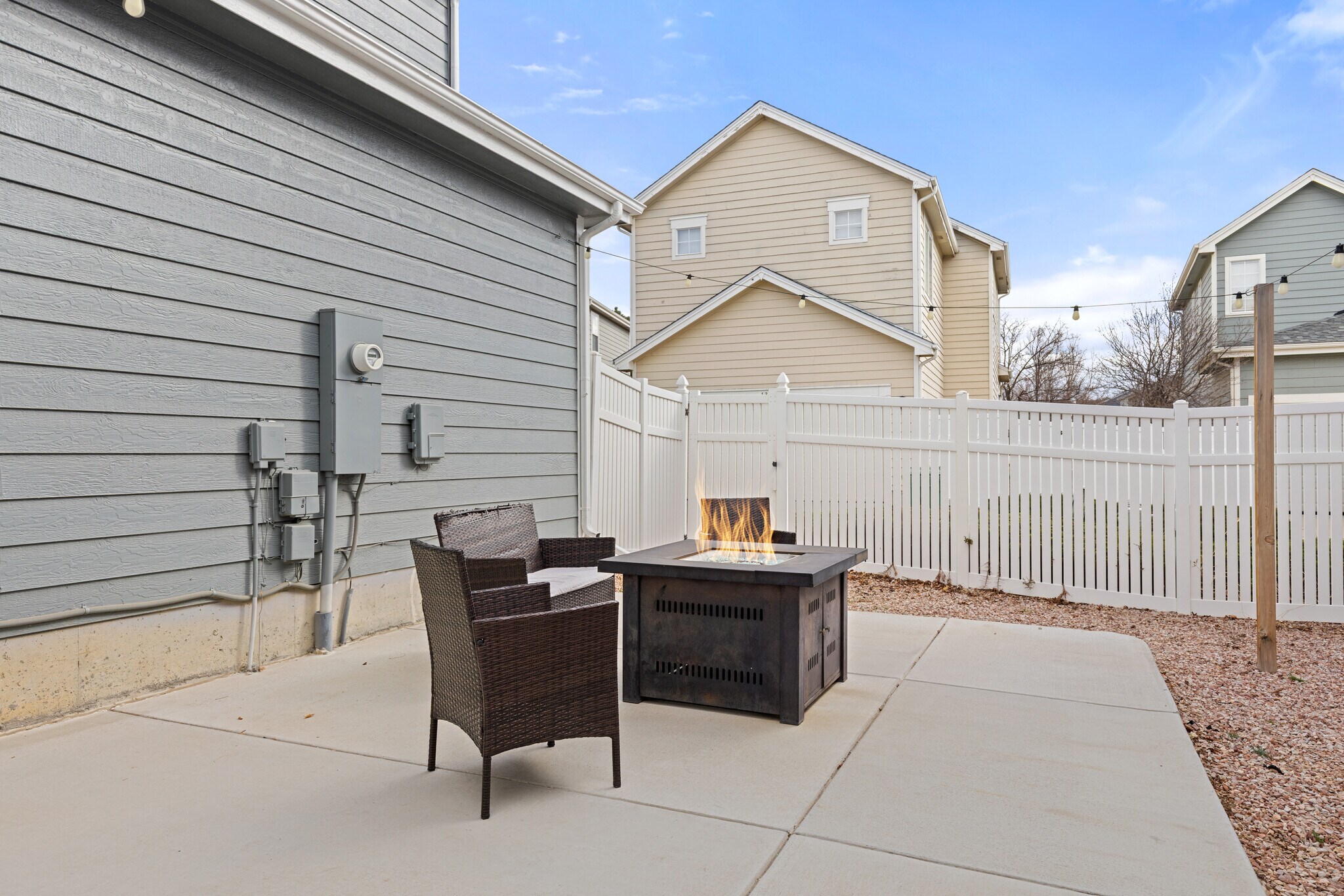 Building Photo - 17072 E Wyoming Dr