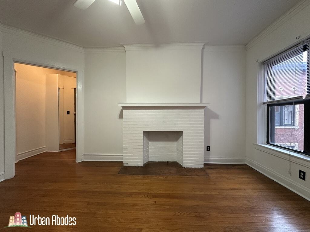 Building Photo - 3722 N Sheffield Ave