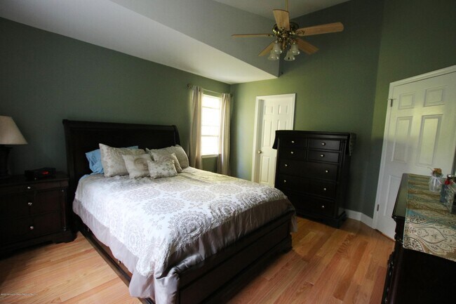 Building Photo - 21 Canidae Ct