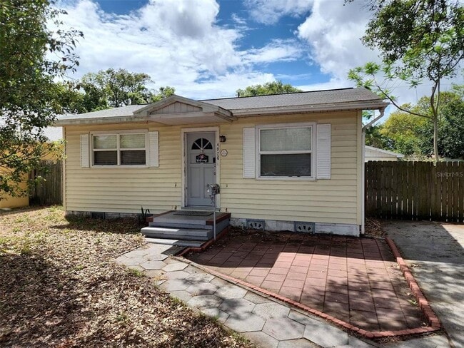 Primary Photo - 4976 14th Ave N
