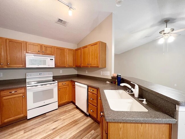 Building Photo - 504 Timber Walk Dr