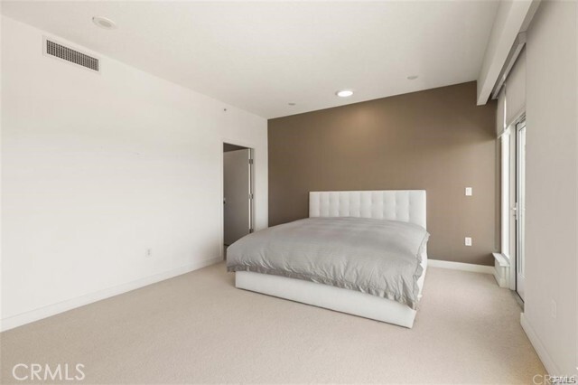 Building Photo - 3141 Michelson Dr