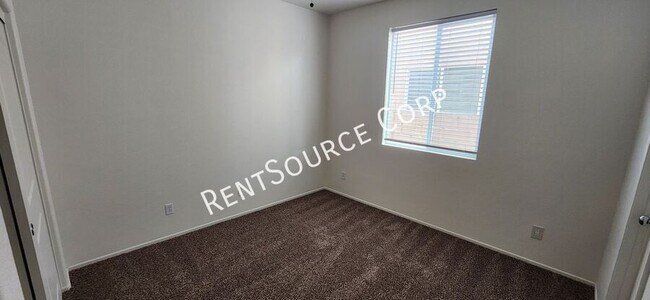 Building Photo - 3215 Tumbleweed Ave