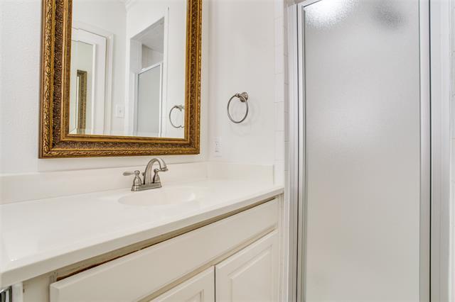 Building Photo - 4209 Greenbrier Dr