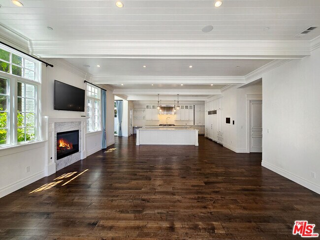 Building Photo - 3815 Valley Meadow Rd
