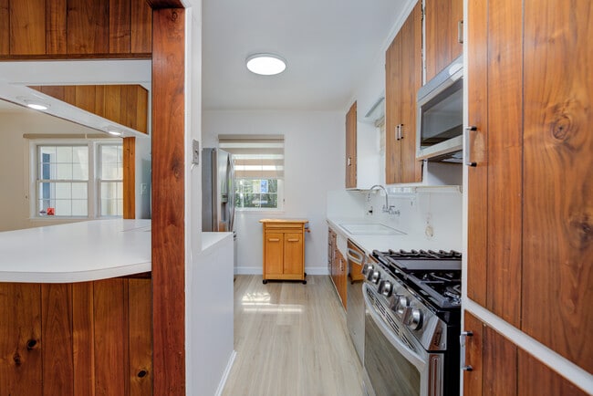 Building Photo - 12657 Everglade St