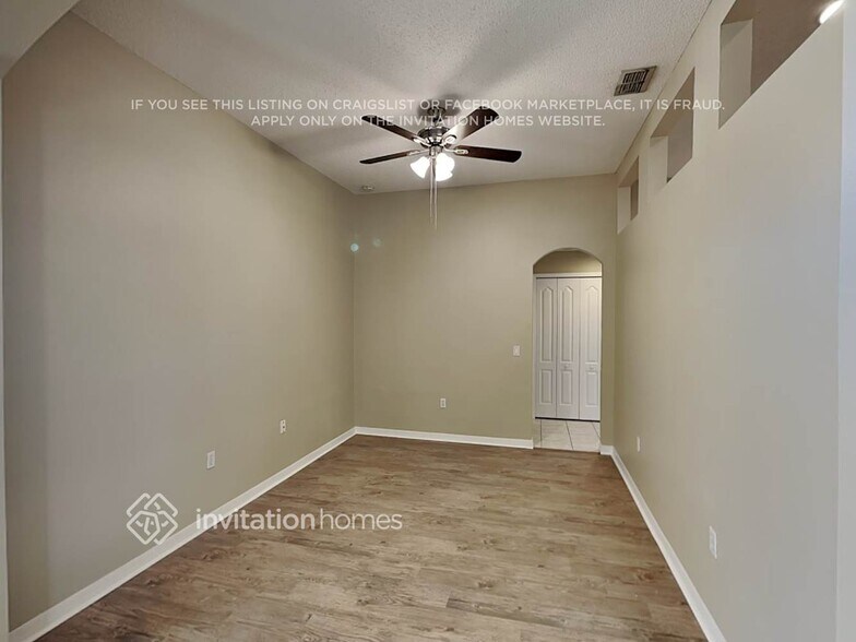 Building Photo - 2746 Big Pine Dr