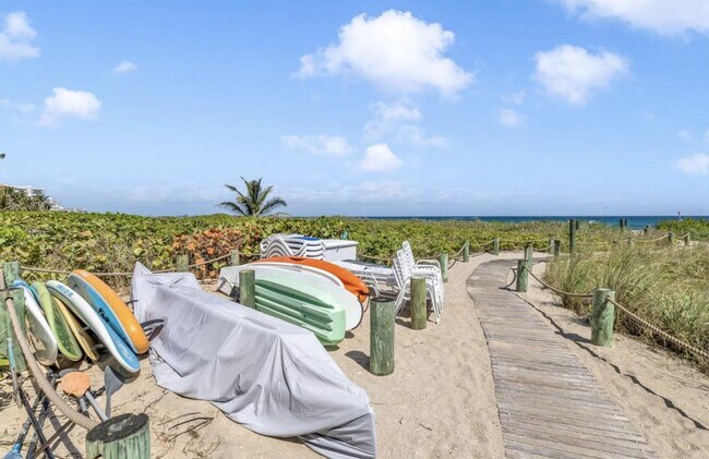 Building Photo - 3000 S Ocean Blvd