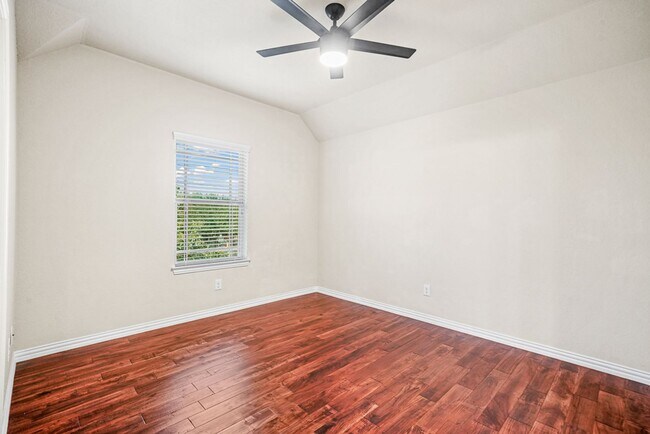 Building Photo - Bella Vista Rental - 5 Bedroom 3.5 bath!