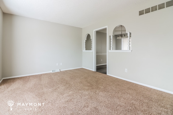 Building Photo - 500 Hargis Ln