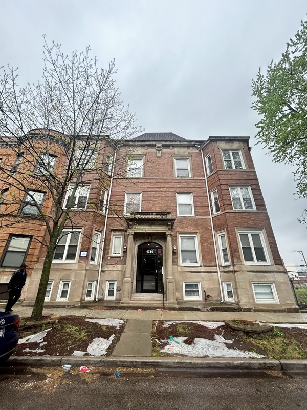 Building Photo - 4518 S Vincennes Ave