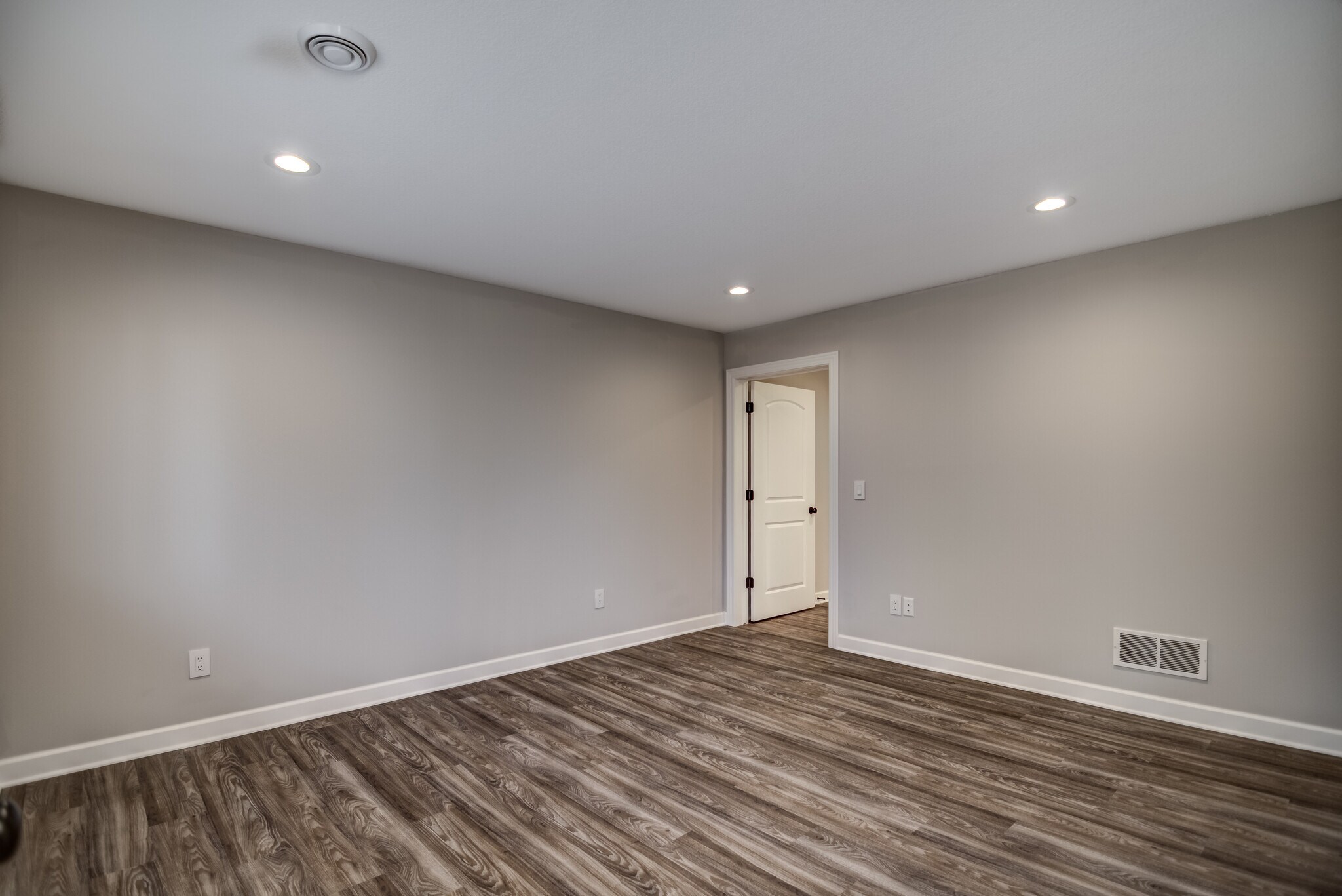 Building Photo - 1636 Gunston Dr