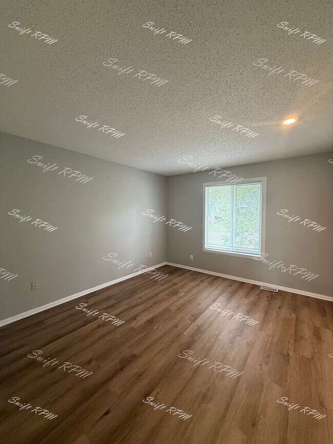 Building Photo - 8957 Hauser St