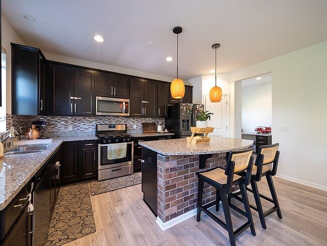 Building Photo - 5004 Trillium Cove NE