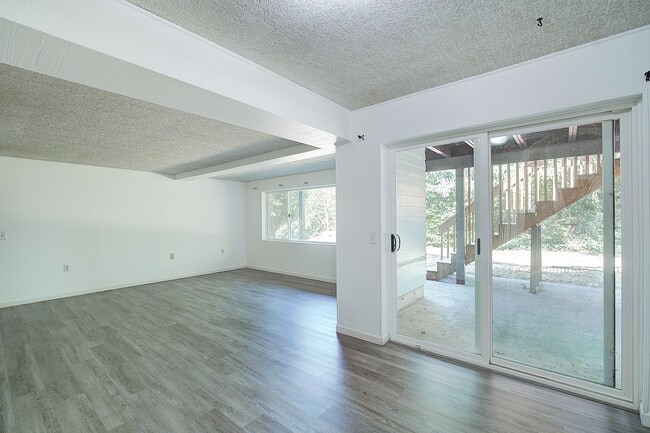 Building Photo - 5bd/3ba Edmonds House