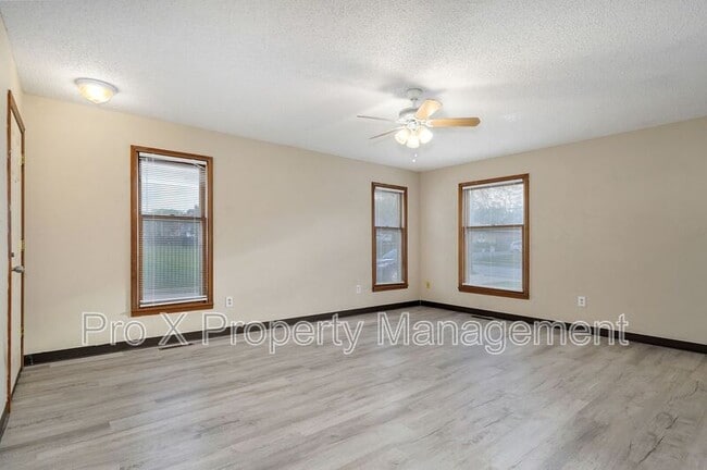 Building Photo - 753 S Campbell