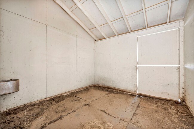 Building Photo - 20 Acre Ranch with House, Barn, Separate Workshop, and 5-Car Garage