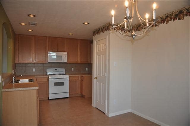 Building Photo - 21610 Stonecross Terrace Ln