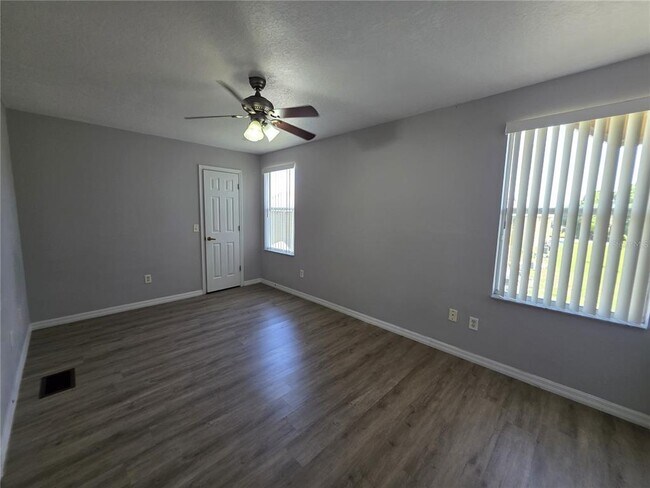 Building Photo - 937 Washington Palm Loop