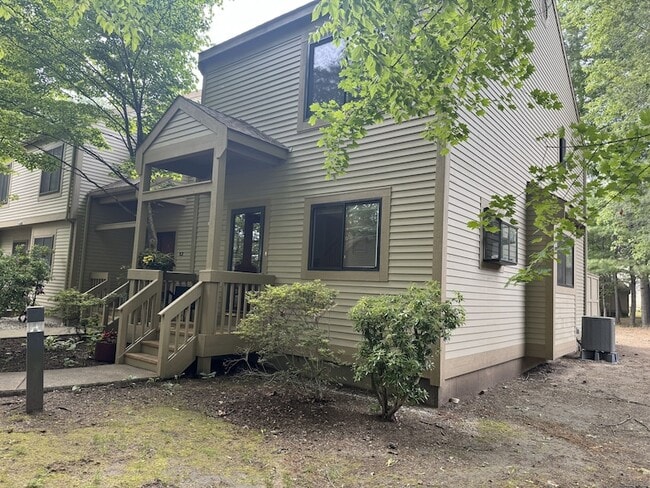 Building Photo - 3 Sterling Pl