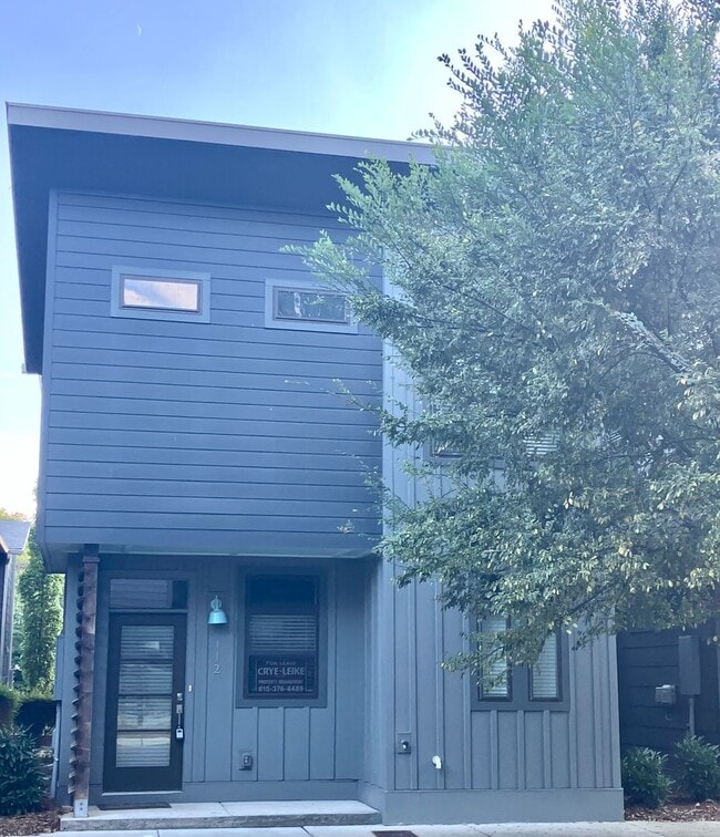 Building Photo - Contemporary East Nashville Home.   MOVE IN SPECIAL $500 OFF ONE MONTH'S RENT