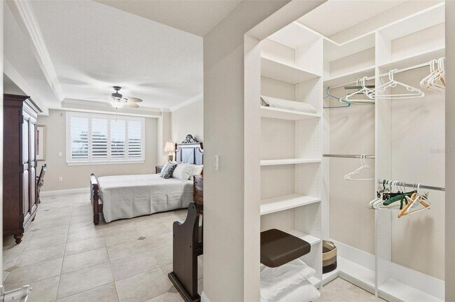 Building Photo - 60 Surfview Dr