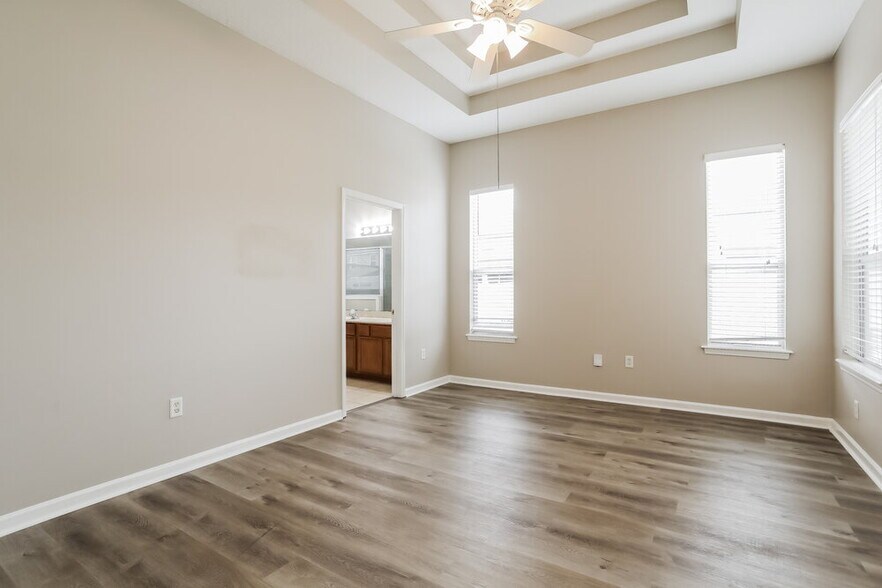 Building Photo - 3917 Leatherwood Dr
