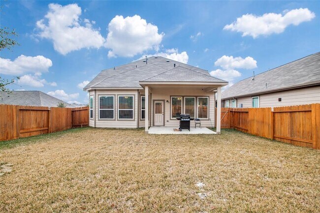 Building Photo - Looking for your first home or your forever home, the open floor plan on this beautiful home in t...