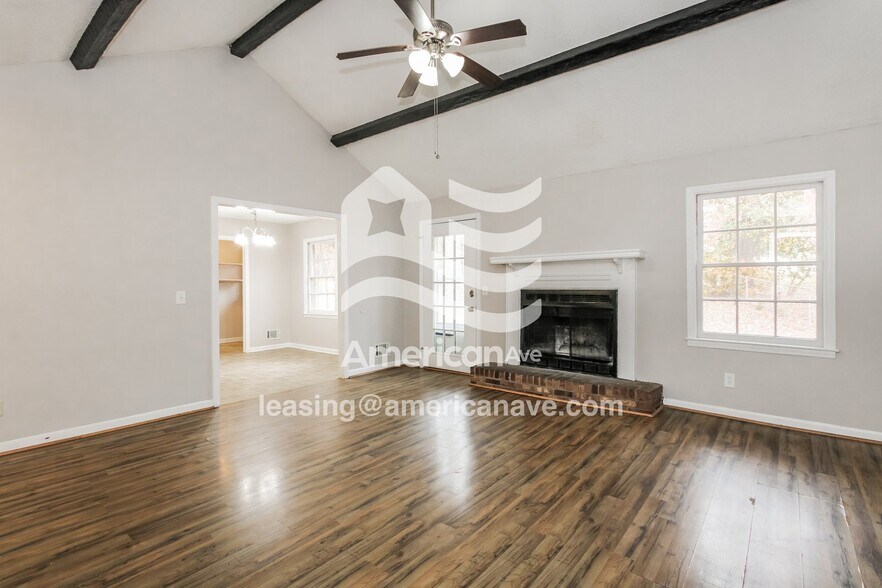 Building Photo - 709 Greensprings Dr