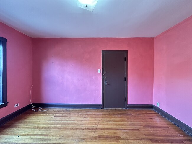 Building Photo - 2706 N Spaulding Ave