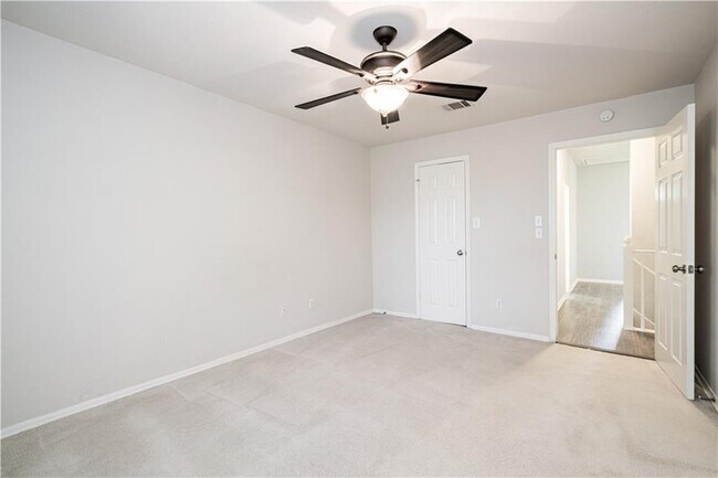 Building Photo - 10608 Sun Tree Cove
