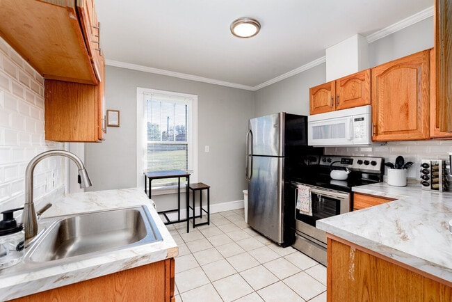 Building Photo - 257 Gordon Ave