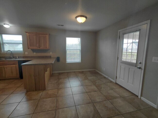 Building Photo - 16095 Holy Cross Ln