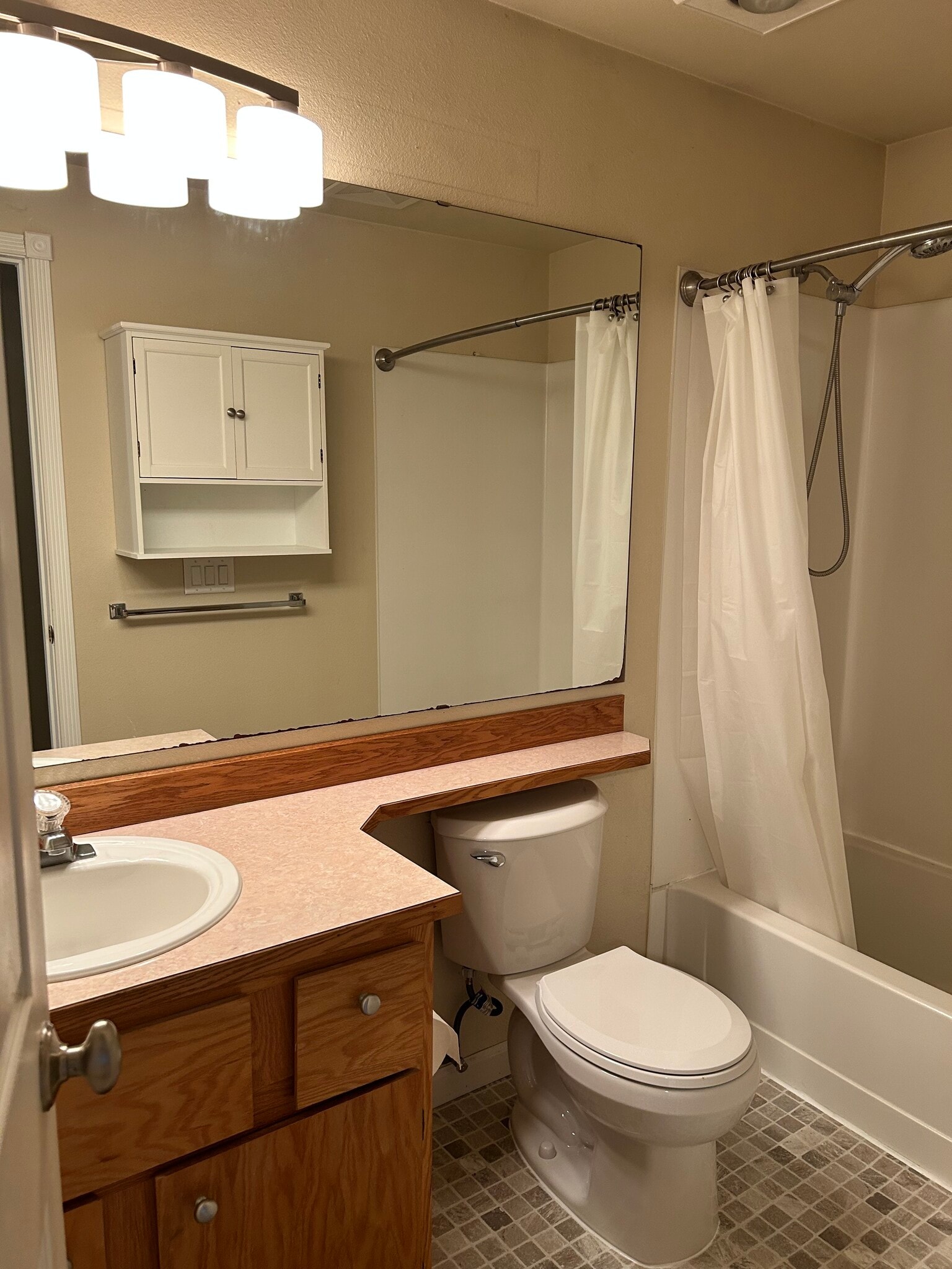 Building Photo - 22447 15th Ave S