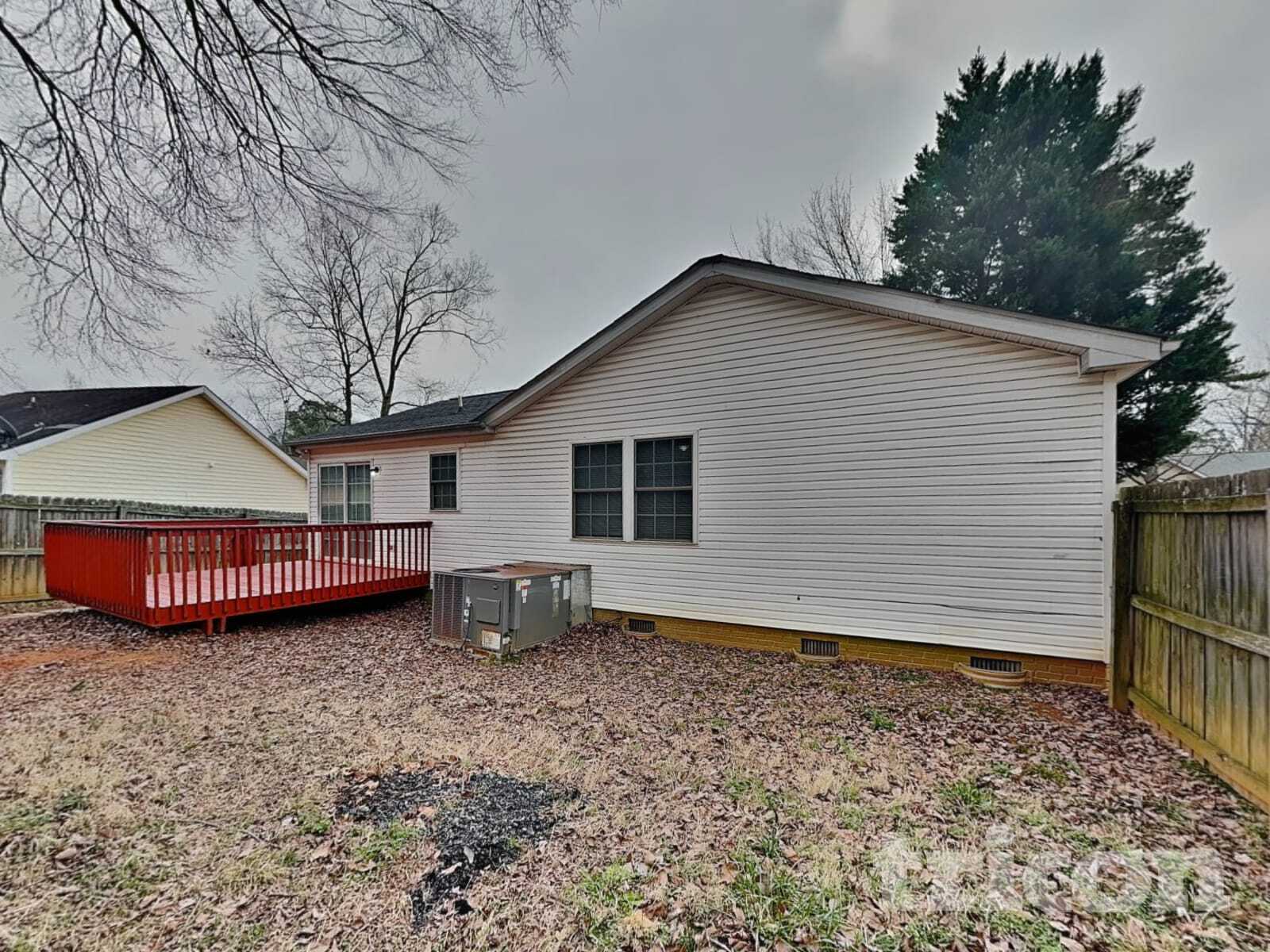 Building Photo - 7120 Idlewild Brook Ln