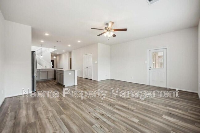 Building Photo - 20983 New Proper Dr