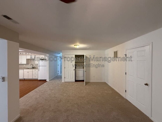 Building Photo - 1404 Graham Dr