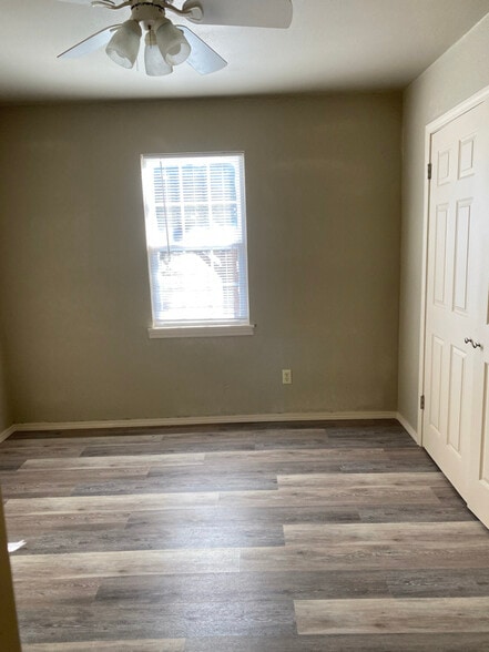 Building Photo - 3311 8th St